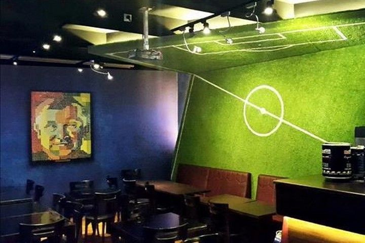 s/کافه رستوران با پخش زنده جام جهانی